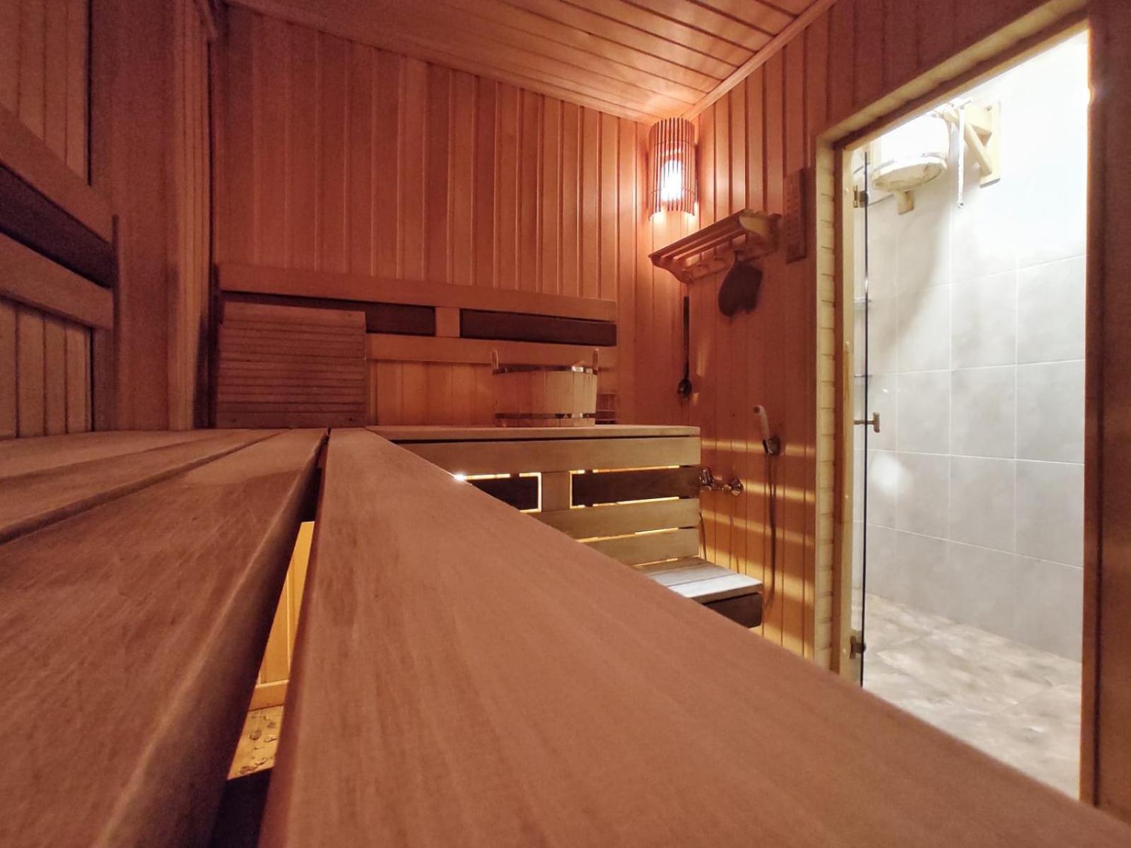 Scandi Cozy Cabin: Mountain Retreat with Fireplace and Sauna Besqaynar Exterior photo